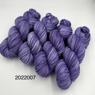 2022007 - 4 Ply Hand Dyed Sparkle Yarn