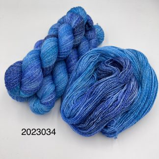 2023034 - 4 Ply Hand Dyed Sparkle Yarn