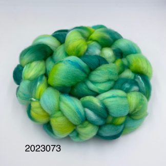 2023073 - Hand Dyed Merino, Castledale and Silk blend Top - 100g