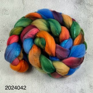 2024042 - Hand Dyed Merino, Castledale and Silk blend Combed Top