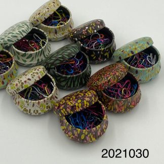 2021030 - Little Tin of Stitch Markers