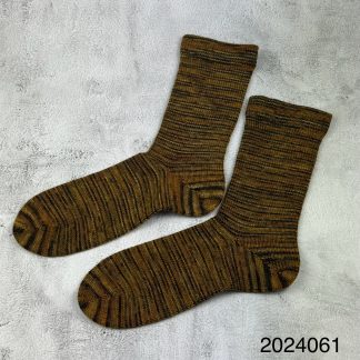 2024061 - Machine Knitted Adult Socks