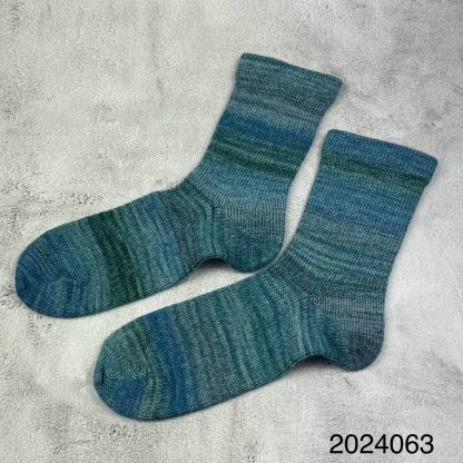2024063 - Machine Knitted Adult Socks